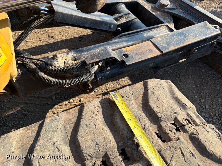 image for item FI0333 2012 Caterpillar 304D CR mini excavator