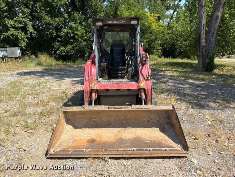 image for item FI0334 2015 Takeuchi TL8 tracked skid steer loader