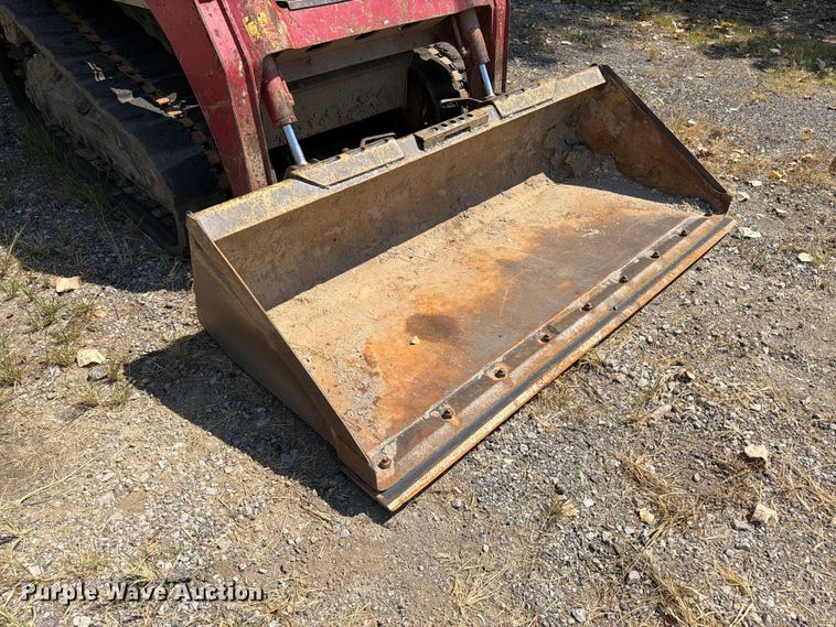 image for item FI0334 2015 Takeuchi TL8 tracked skid steer loader