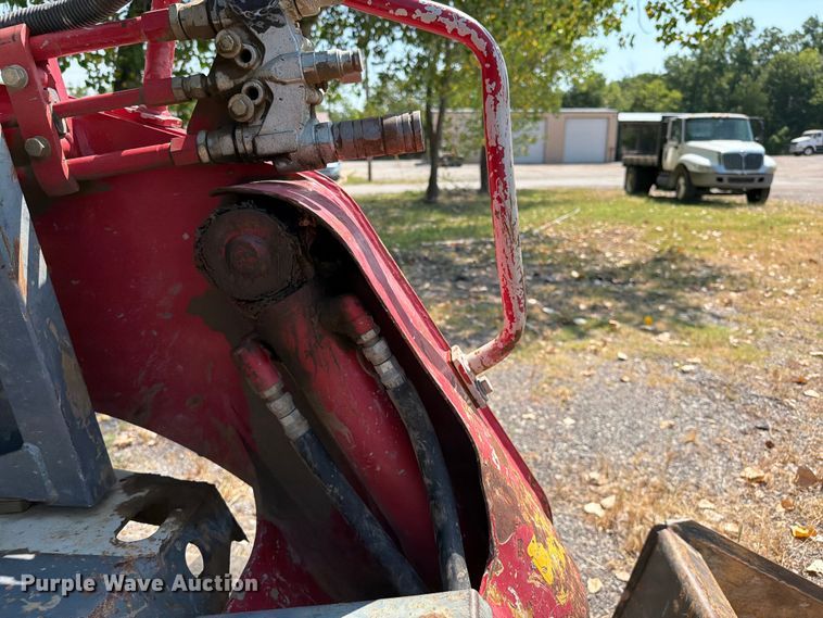 image for item FI0334 2015 Takeuchi TL8 tracked skid steer loader