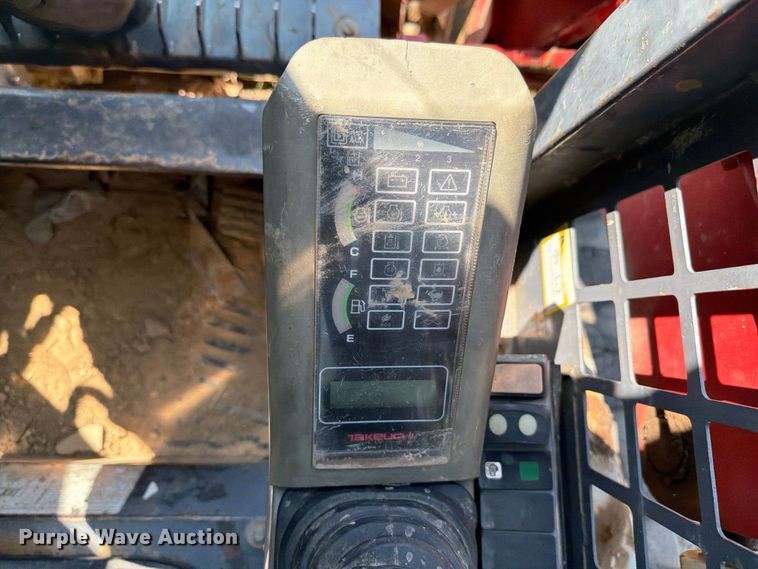 image for item FI0334 2015 Takeuchi TL8 tracked skid steer loader