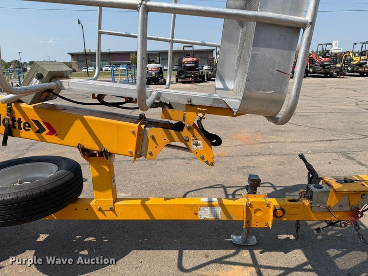 image for item FI0337 2016 Haulotte 3632T boom lift