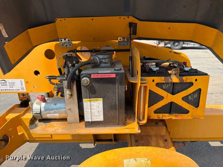 image for item FI0337 2016 Haulotte 3632T boom lift