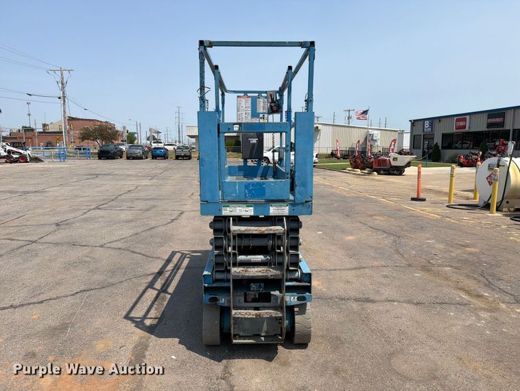 image for item FI0338 Genie GS-2632 scissor lift