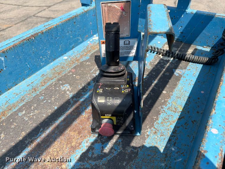 image for item FI0338 Genie GS-2632 scissor lift