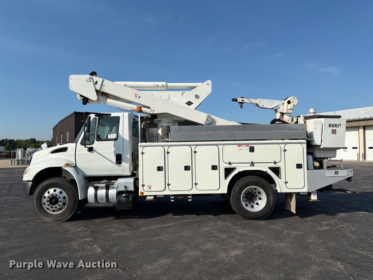 image for item FK3033 2017 International 4300 bucket truck