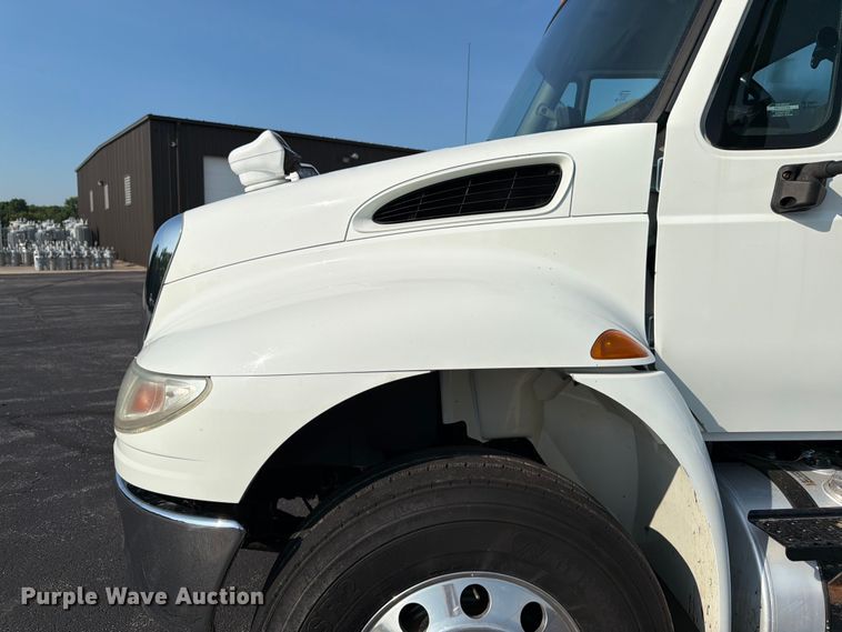 image for item FK3033 2017 International 4300 bucket truck