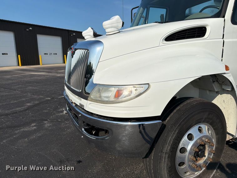 image for item FK3033 2017 International 4300 bucket truck