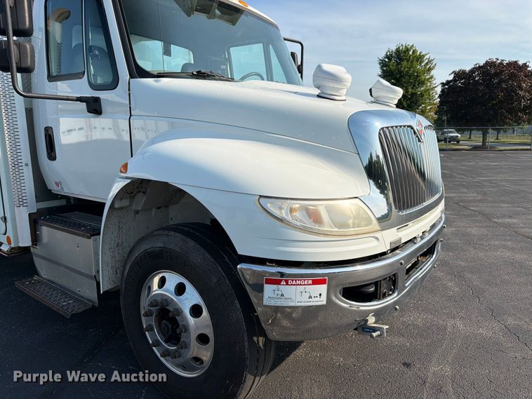 image for item FK3033 2017 International 4300 bucket truck