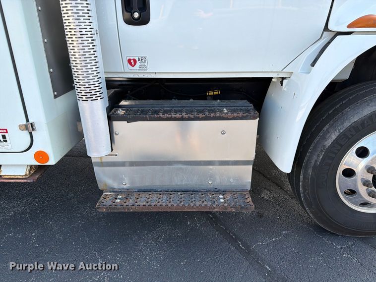 image for item FK3033 2017 International 4300 bucket truck
