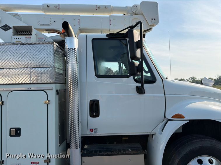 image for item FK3033 2017 International 4300 bucket truck