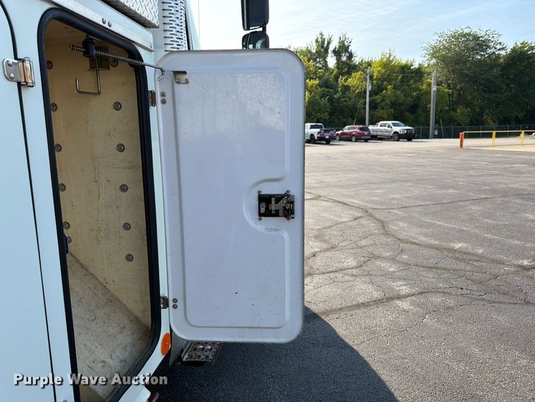 image for item FK3033 2017 International 4300 bucket truck