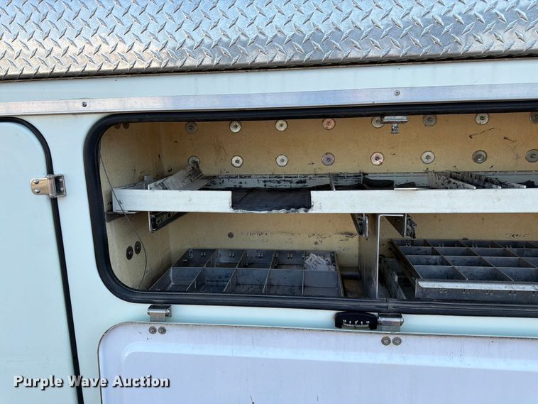 image for item FK3033 2017 International 4300 bucket truck
