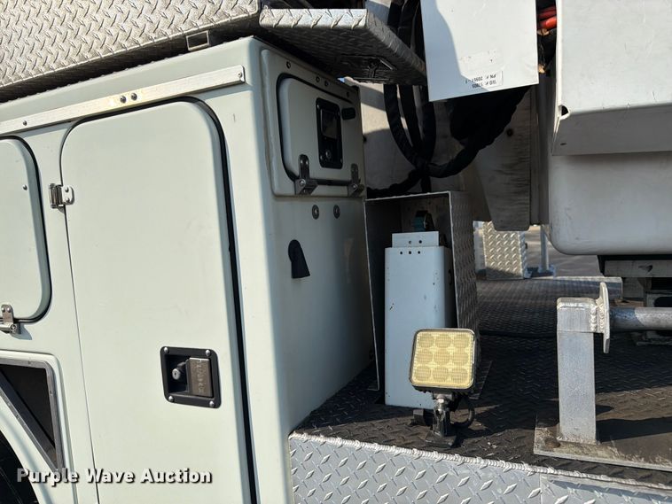 image for item FK3033 2017 International 4300 bucket truck