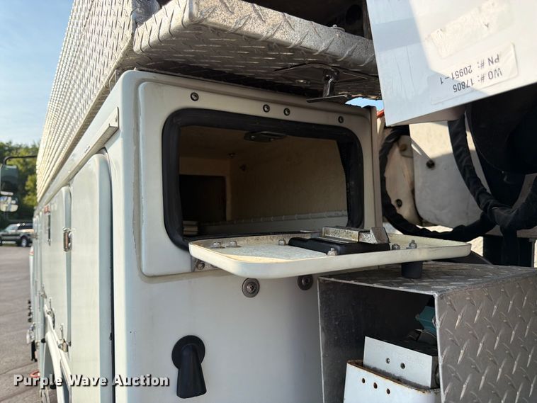 image for item FK3033 2017 International 4300 bucket truck
