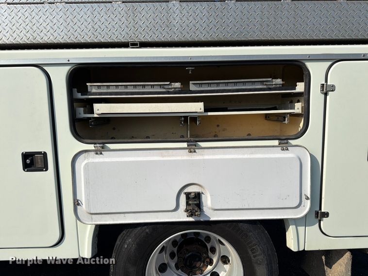 image for item FK3033 2017 International 4300 bucket truck