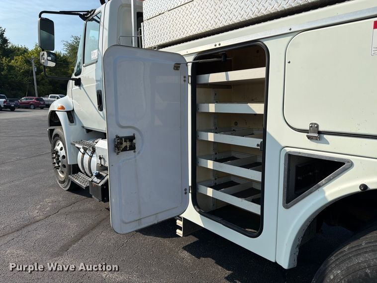 image for item FK3033 2017 International 4300 bucket truck