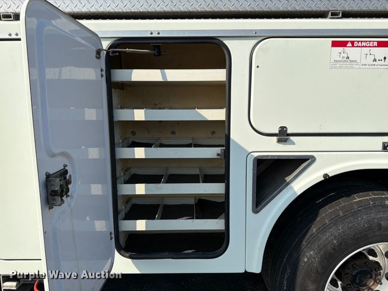image for item FK3033 2017 International 4300 bucket truck
