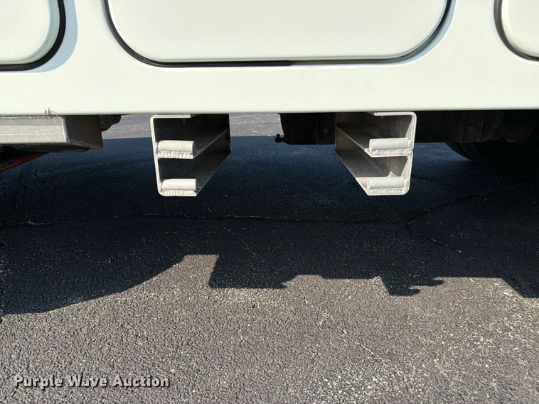 image for item FK3033 2017 International 4300 bucket truck