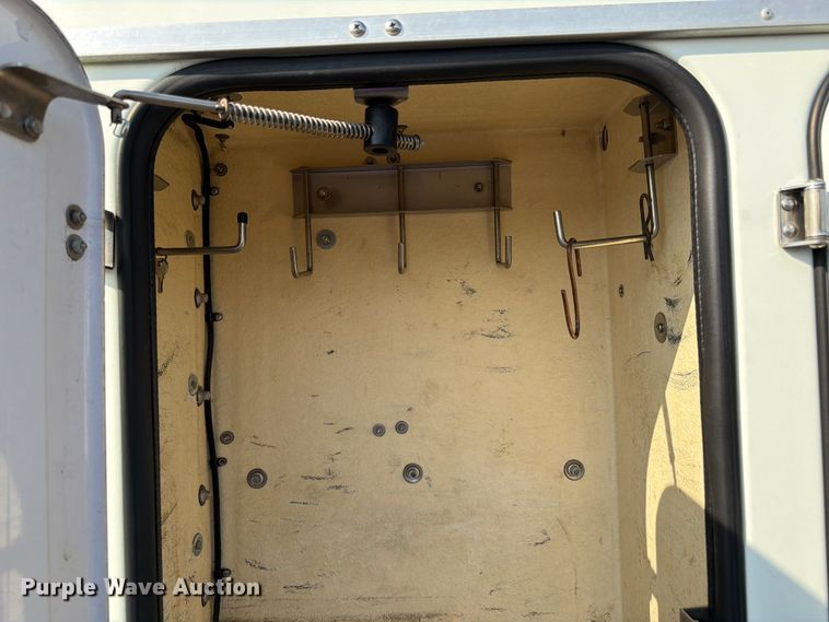 image for item FK3033 2017 International 4300 bucket truck