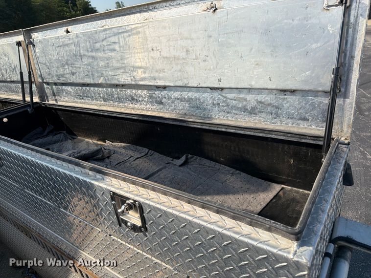 image for item FK3033 2017 International 4300 bucket truck