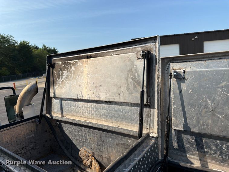image for item FK3033 2017 International 4300 bucket truck