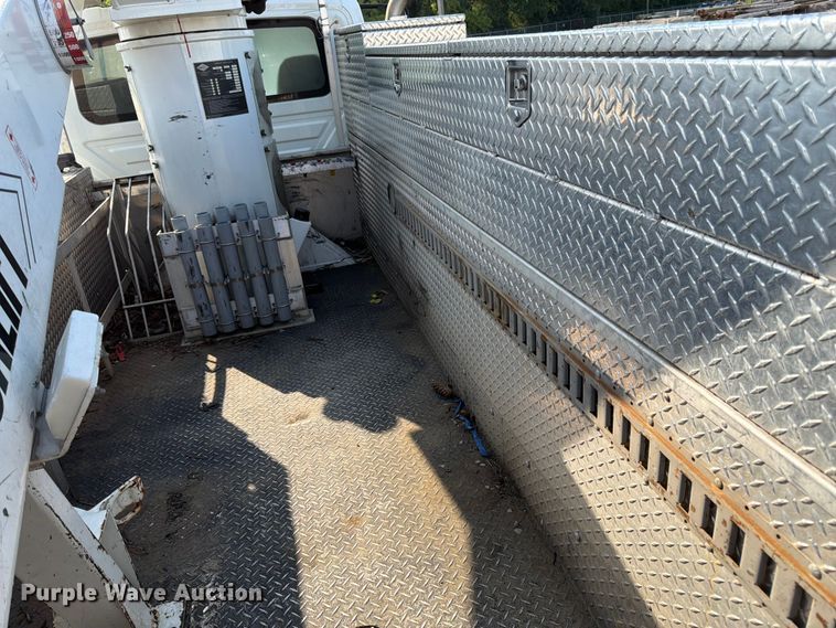 image for item FK3033 2017 International 4300 bucket truck