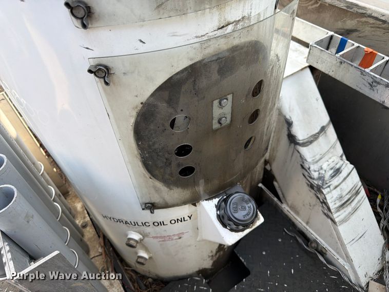 image for item FK3033 2017 International 4300 bucket truck