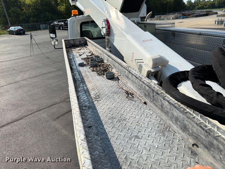 image for item FK3033 2017 International 4300 bucket truck