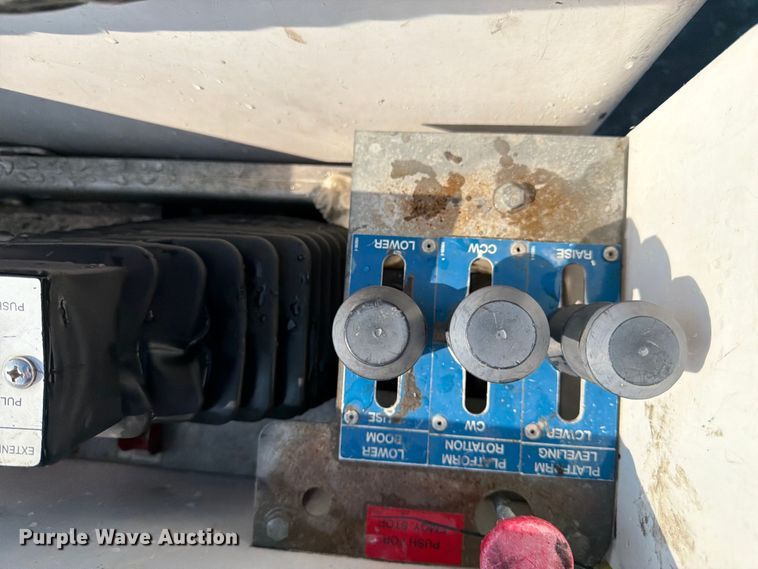 image for item FK3033 2017 International 4300 bucket truck