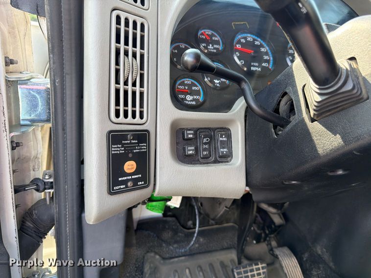 image for item FK3033 2017 International 4300 bucket truck