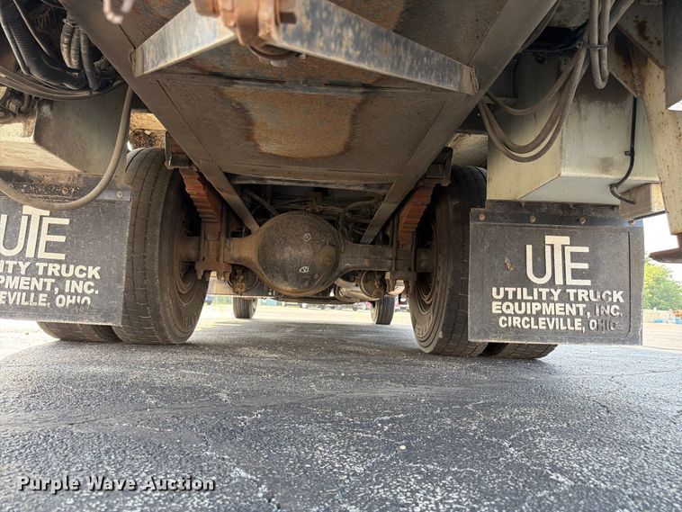 image for item FK3033 2017 International 4300 bucket truck