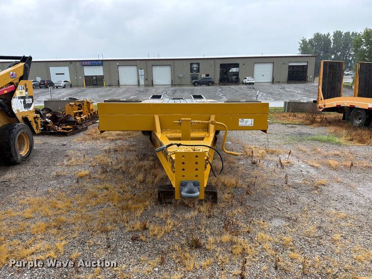 image for item FK3166 2001 Trail King TK20-2500 equipment trailer