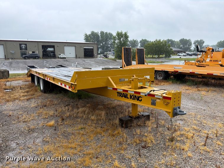image for item FK3166 2001 Trail King TK20-2500 equipment trailer
