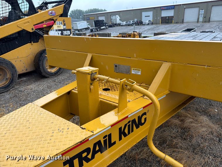 image for item FK3166 2001 Trail King TK20-2500 equipment trailer