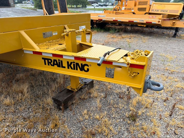 image for item FK3166 2001 Trail King TK20-2500 equipment trailer