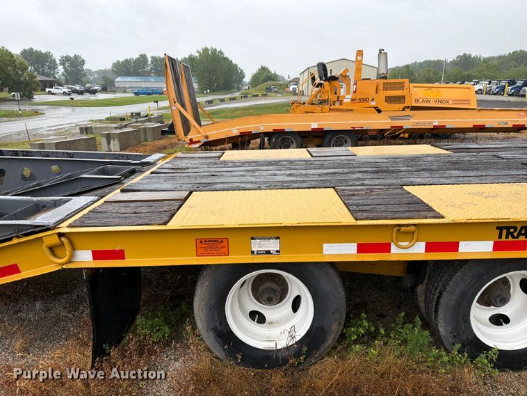 image for item FK3166 2001 Trail King TK20-2500 equipment trailer