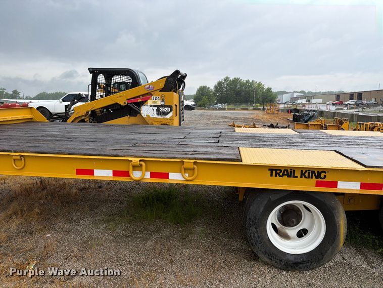 image for item FK3166 2001 Trail King TK20-2500 equipment trailer