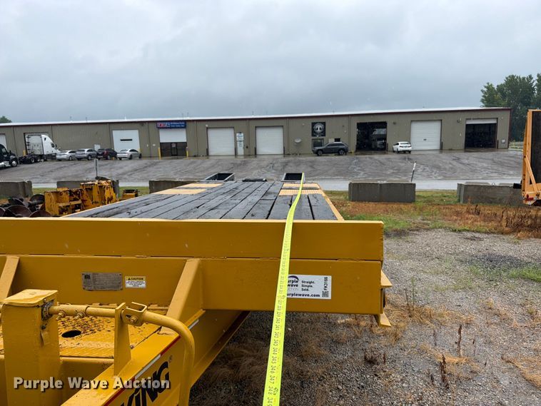 image for item FK3166 2001 Trail King TK20-2500 equipment trailer