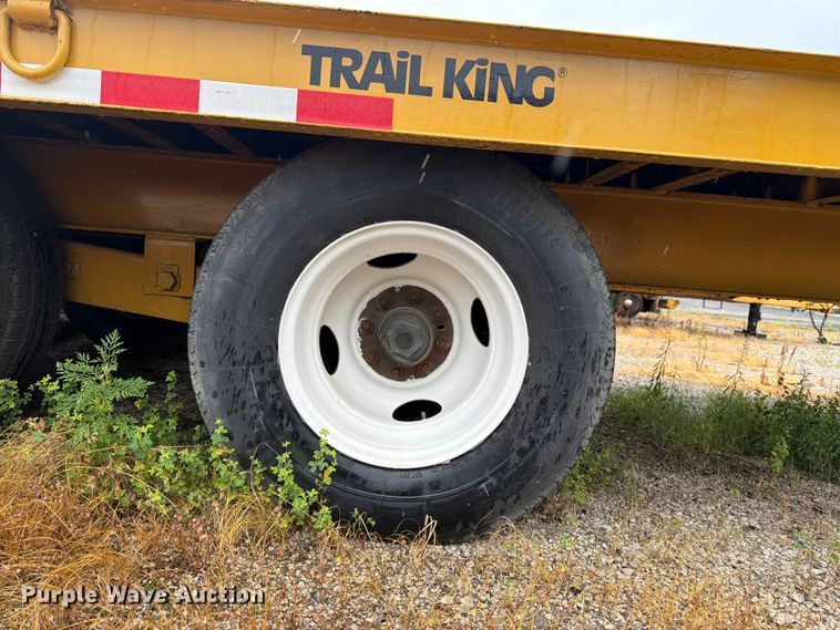 image for item FK3166 2001 Trail King TK20-2500 equipment trailer