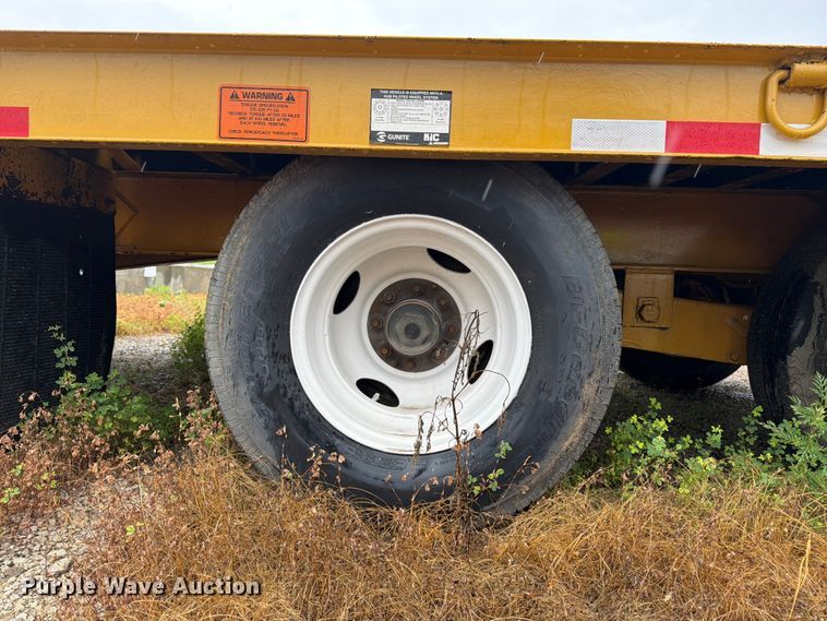 image for item FK3166 2001 Trail King TK20-2500 equipment trailer