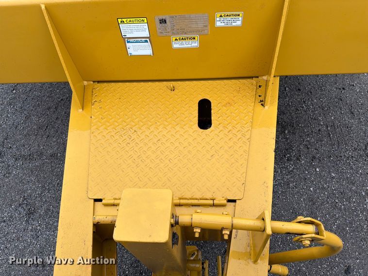 image for item FK3167 2004 Trail King TK20LP-2600 equipment trailer