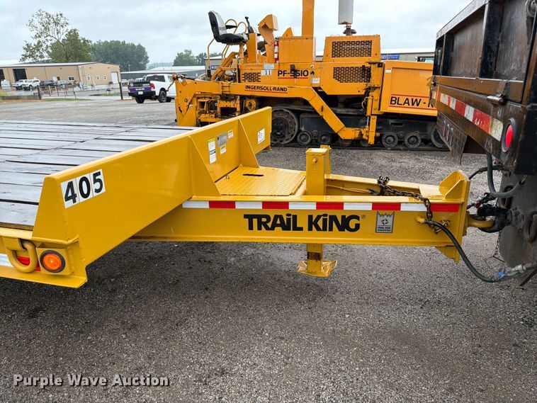 image for item FK3167 2004 Trail King TK20LP-2600 equipment trailer