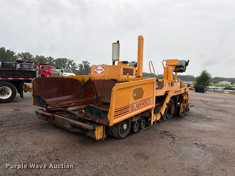 image for item FK3168 2000 Blaw Knox PF5510 paver