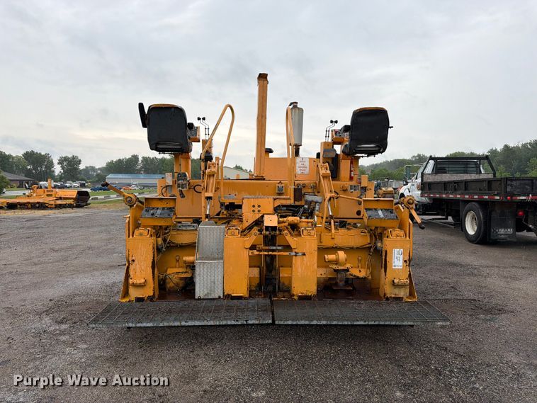 image for item FK3168 2000 Blaw Knox PF5510 paver