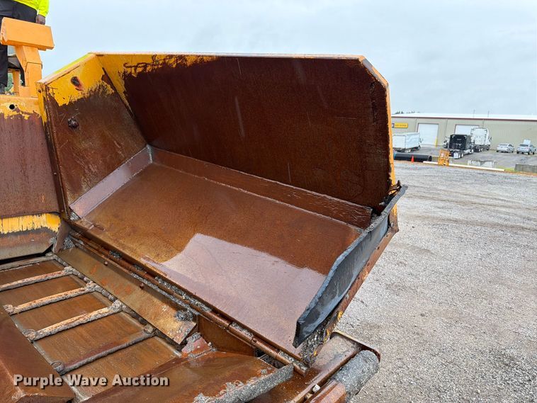 image for item FK3168 2000 Blaw Knox PF5510 paver