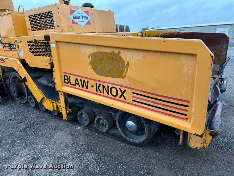 image for item FK3168 2000 Blaw Knox PF5510 paver