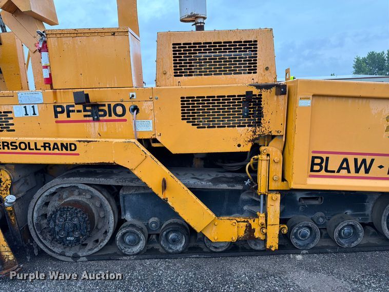 image for item FK3168 2000 Blaw Knox PF5510 paver