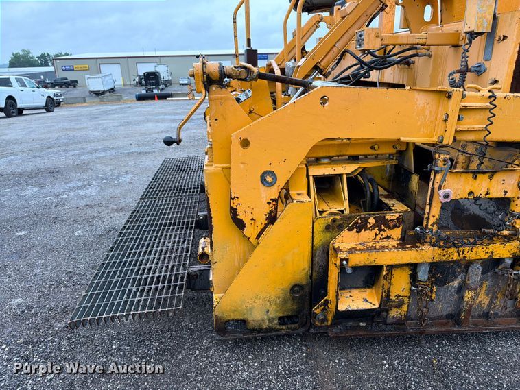 image for item FK3168 2000 Blaw Knox PF5510 paver