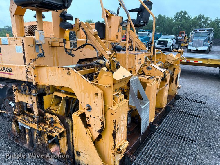 image for item FK3168 2000 Blaw Knox PF5510 paver